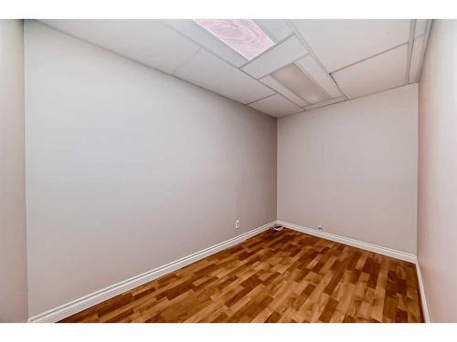 12132 Canfield Road Sw, Calgary, AB - Indoor Photo Showing Other Room