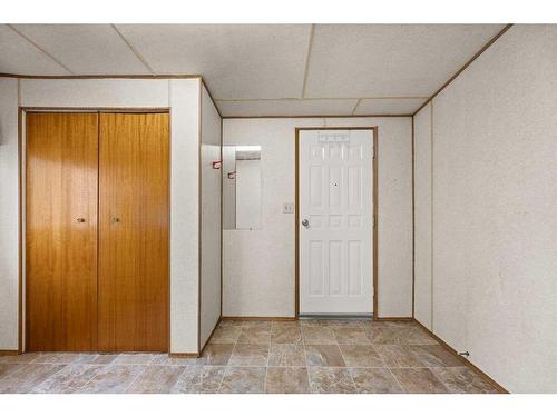 5302 Birch Road, Olds, AB - Indoor Photo Showing Other Room