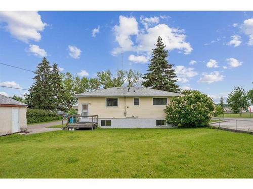 412 1 Street East, Cochrane, AB - Outdoor