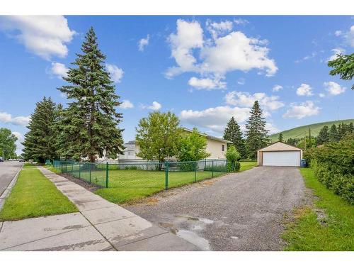 412 1 Street East, Cochrane, AB - Outdoor With View