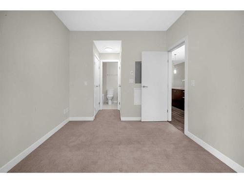 209-1720 10 Street Sw, Calgary, AB - Indoor Photo Showing Other Room