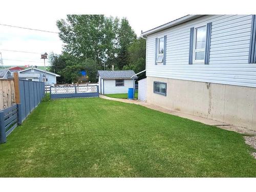 211 1St Avenue, Torrington, AB - Outdoor With Exterior