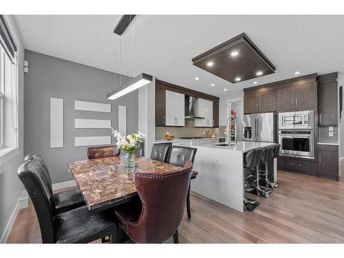 107 Sherview Grove Nw, Calgary, AB - Indoor Photo Showing Dining Room