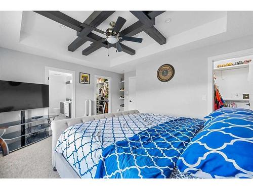 107 Sherview Grove Nw, Calgary, AB - Indoor Photo Showing Bedroom