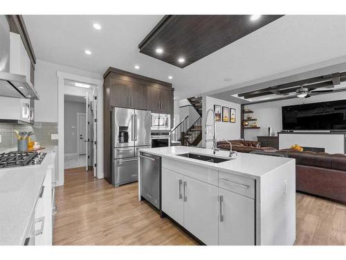 107 Sherview Grove Nw, Calgary, AB - Indoor Photo Showing Kitchen With Stainless Steel Kitchen With Double Sink With Upgraded Kitchen