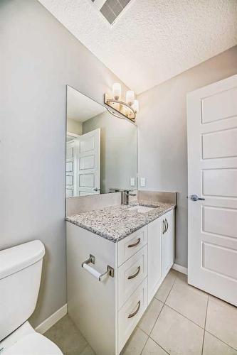 325-20 Seton Park Se, Calgary, AB - Indoor Photo Showing Bathroom