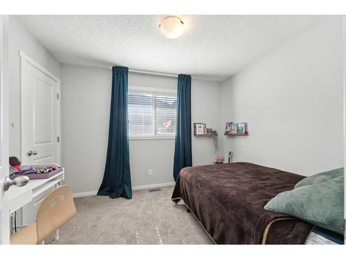 62 Nolanhurst Gardens Nw, Calgary, AB - Indoor Photo Showing Bedroom