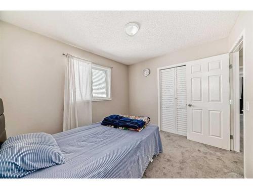 50 Covewood Circle Ne, Calgary, AB - Indoor Photo Showing Bedroom