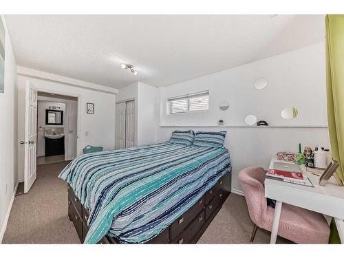 50 Covewood Circle Ne, Calgary, AB - Indoor Photo Showing Bedroom