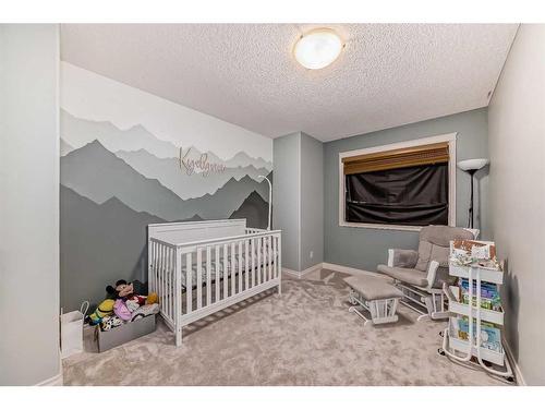 272 Springmere  Way, Chestermere, AB - Indoor Photo Showing Bedroom