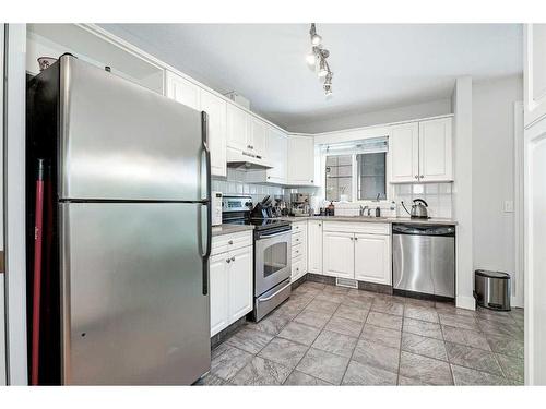 5-1339 14 Avenue Sw, Calgary, AB - Indoor Photo Showing Kitchen With Stainless Steel Kitchen