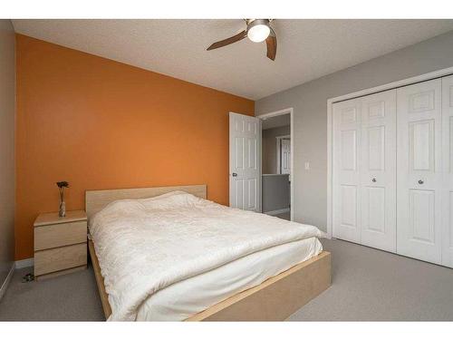 129 Millrise Square Sw, Calgary, AB - Indoor Photo Showing Bedroom