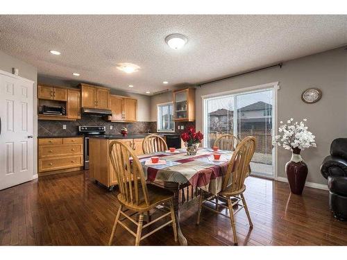 129 Millrise Square Sw, Calgary, AB - Indoor Photo Showing Dining Room