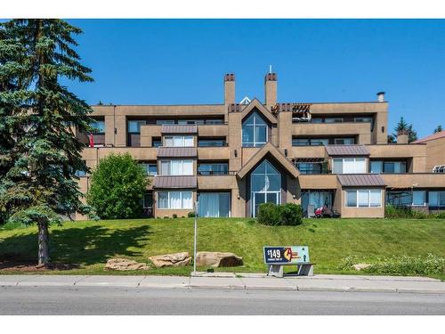 1-216 Village Terrace Sw, Calgary, AB - Outdoor With Facade