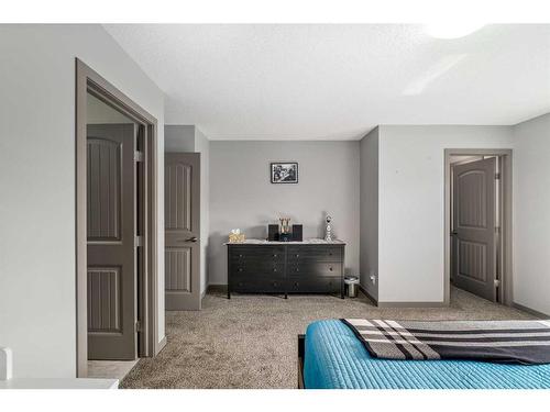 40 Legacy Reach Manor Se, Calgary, AB - Indoor Photo Showing Bedroom