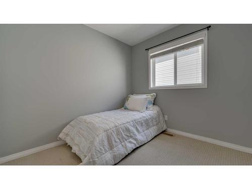 291 Covepark Rise Ne, Calgary, AB - Indoor Photo Showing Bedroom