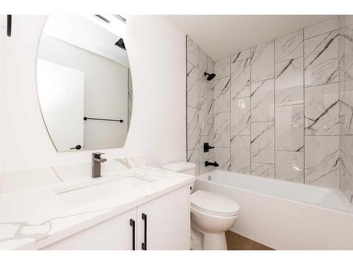 101 Pineson Place Ne, Calgary, AB - Indoor Photo Showing Bathroom