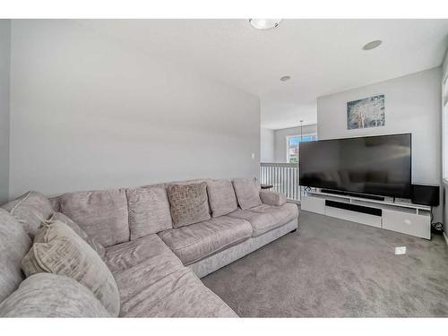 300 Walgrove Boulevard Se, Calgary, AB - Indoor Photo Showing Living Room