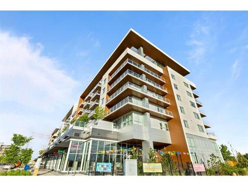 718-8505 Broadcast Avenue Sw, Calgary, AB - Outdoor With Balcony