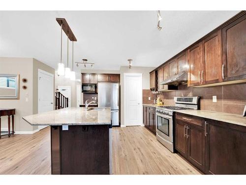 29 Panora View Nw, Calgary, AB - Indoor Photo Showing Kitchen With Upgraded Kitchen