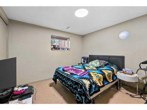 115 Falwood Way Ne, Calgary, AB - Indoor Photo Showing Bedroom