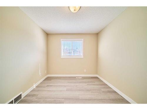 99 Panatella Park Nw, Calgary, AB - Indoor Photo Showing Other Room