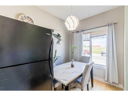3 Bridleridge View Sw, Calgary, AB - Indoor Photo Showing Dining Room