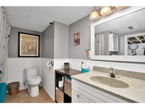 30123 Range Road 22, Rural Mountain View County, AB - Indoor Photo Showing Bathroom