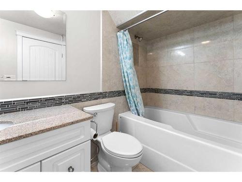 1046 Suncastle Drive Se, Calgary, AB - Indoor Photo Showing Bathroom