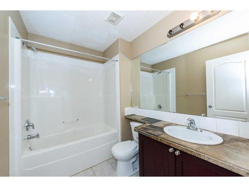 41 Valley Crest Close Nw, Calgary, AB - Indoor Photo Showing Bathroom