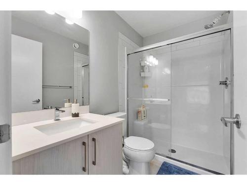 326 Evanscrest Square Nw, Calgary, AB - Indoor Photo Showing Bathroom