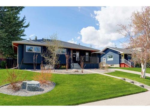 3727 Kerrydale Road Sw, Calgary, AB - Outdoor With Deck Patio Veranda