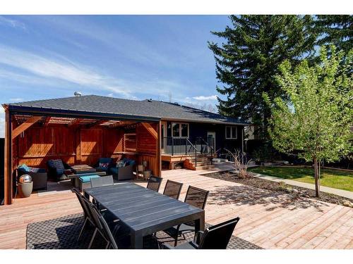 3727 Kerrydale Road Sw, Calgary, AB - Outdoor With Deck Patio Veranda