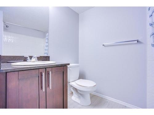 205-15 Saddlestone Way Ne, Calgary, AB - Indoor Photo Showing Bathroom