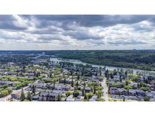2711 7 Avenue Nw, Calgary, AB - Outdoor With View