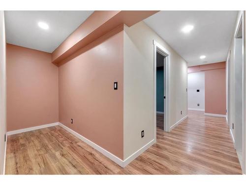 16 Nolanfield Crescent Nw, Calgary, AB - Indoor Photo Showing Other Room