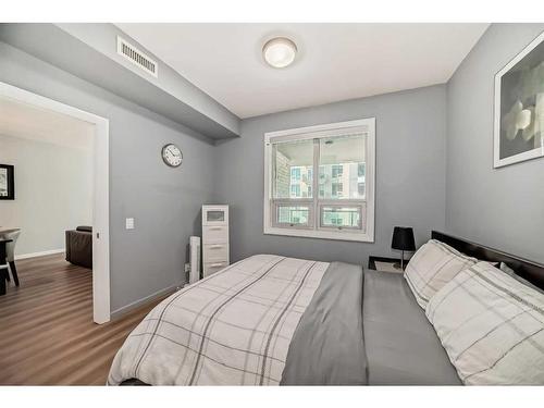 1702-1410 1 Street Se, Calgary, AB - Indoor Photo Showing Bedroom