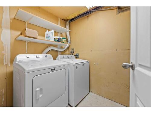 109 Hunterhorn Crescent Ne, Calgary, AB - Indoor Photo Showing Laundry Room