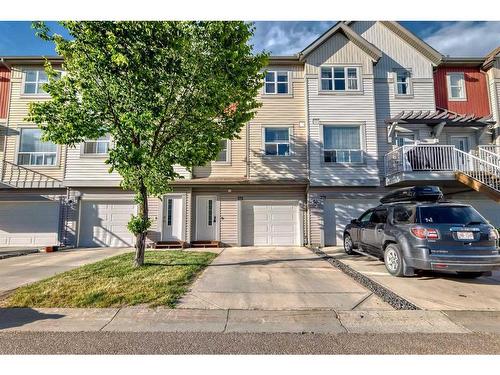 272 Copperstone Cove Se, Calgary, AB - Outdoor With Facade