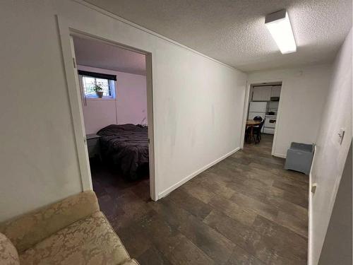 123 Edgepark Boulevard Nw, Calgary, AB - Indoor Photo Showing Other Room