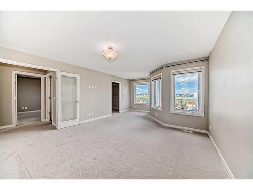 92 Silverado Skies Manor Sw, Calgary, AB - Indoor Photo Showing Other Room