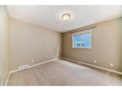 92 Silverado Skies Manor Sw, Calgary, AB - Indoor Photo Showing Other Room