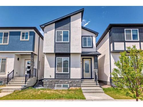 4834 87 Avenue Ne, Calgary, AB - Outdoor With Facade