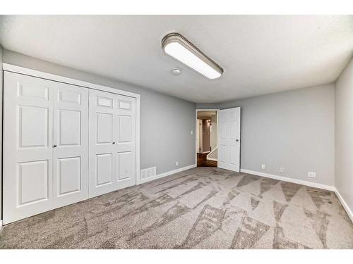 139 Abalone Way Ne, Calgary, AB - Indoor Photo Showing Other Room