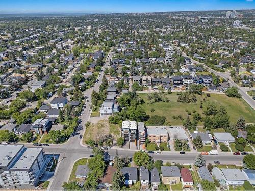 2515 17A Street Sw, Calgary, AB - Outdoor With View