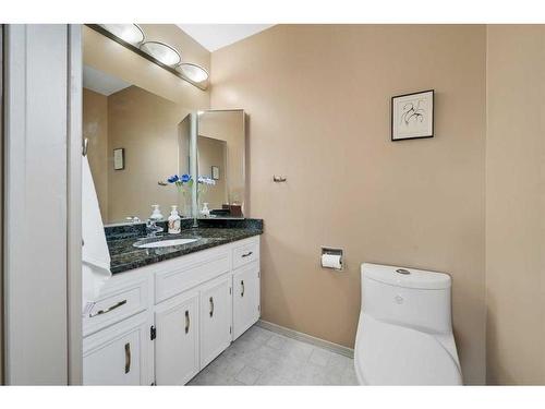 68 Millward Place Ne, Calgary, AB - Indoor Photo Showing Bathroom