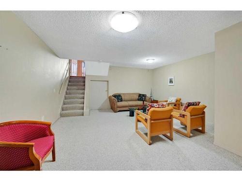 68 Millward Place Ne, Calgary, AB - Indoor