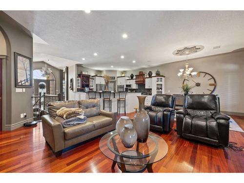 20 Lake Ridge, Olds, AB - Indoor Photo Showing Living Room