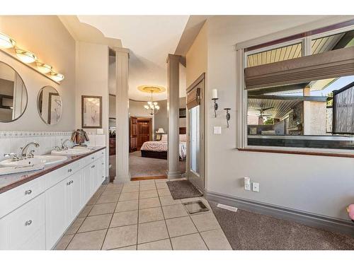 20 Lake Ridge, Olds, AB - Indoor Photo Showing Bathroom