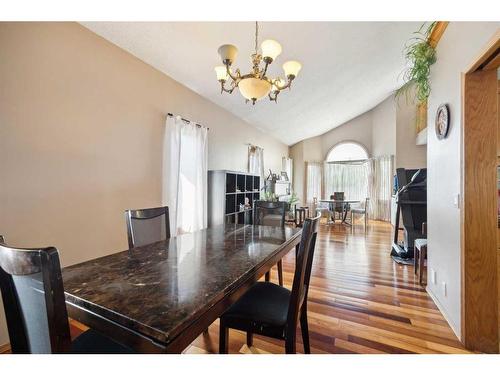 315 Hawkland Circle Nw, Calgary, AB - Indoor Photo Showing Dining Room